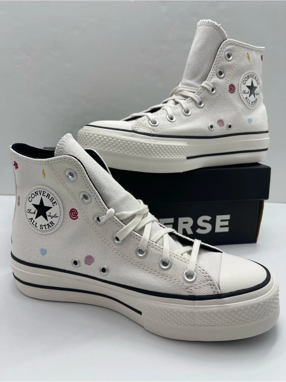 Converse CTAS LIFT HI VINTAGE WHITE/VINTAGE WHITE Platform High Top Embroidery